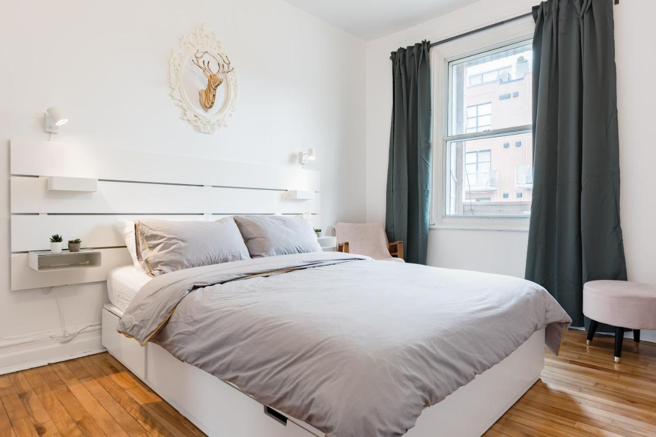 Apartments Near Montreal Olympic Park Bagian luar foto